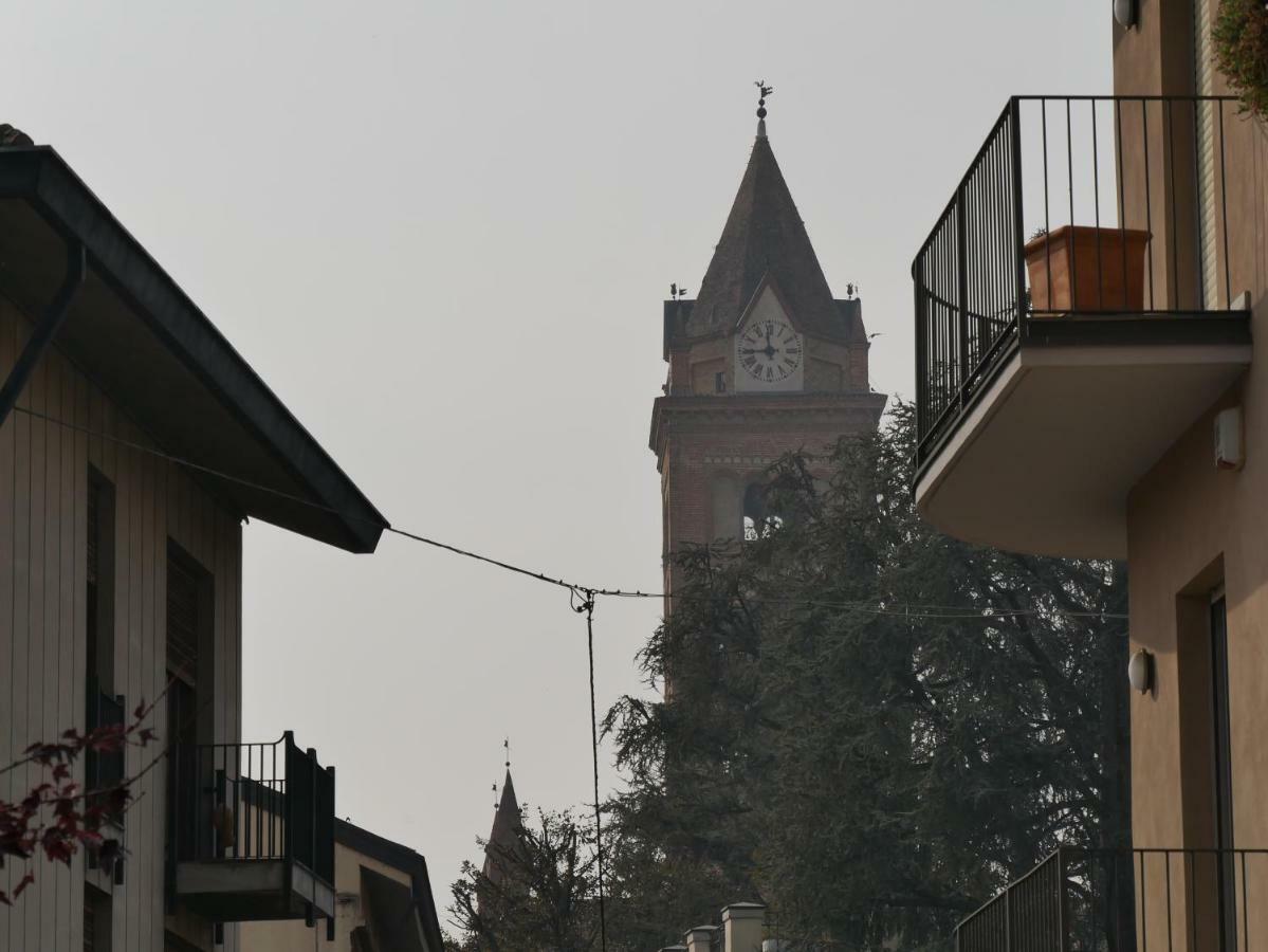 La Maison Du Soleil Appartamento Alba Pompeia Bagian luar foto